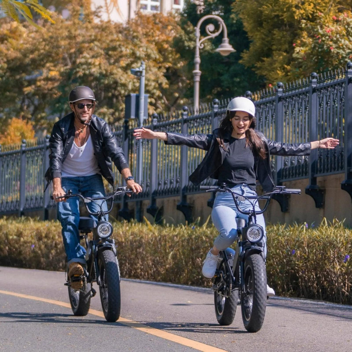 MEELOD DK200 20" Retro Moped Style Electric Bike 750W Motor 48V 13Ah BatteryㄗCA Version)