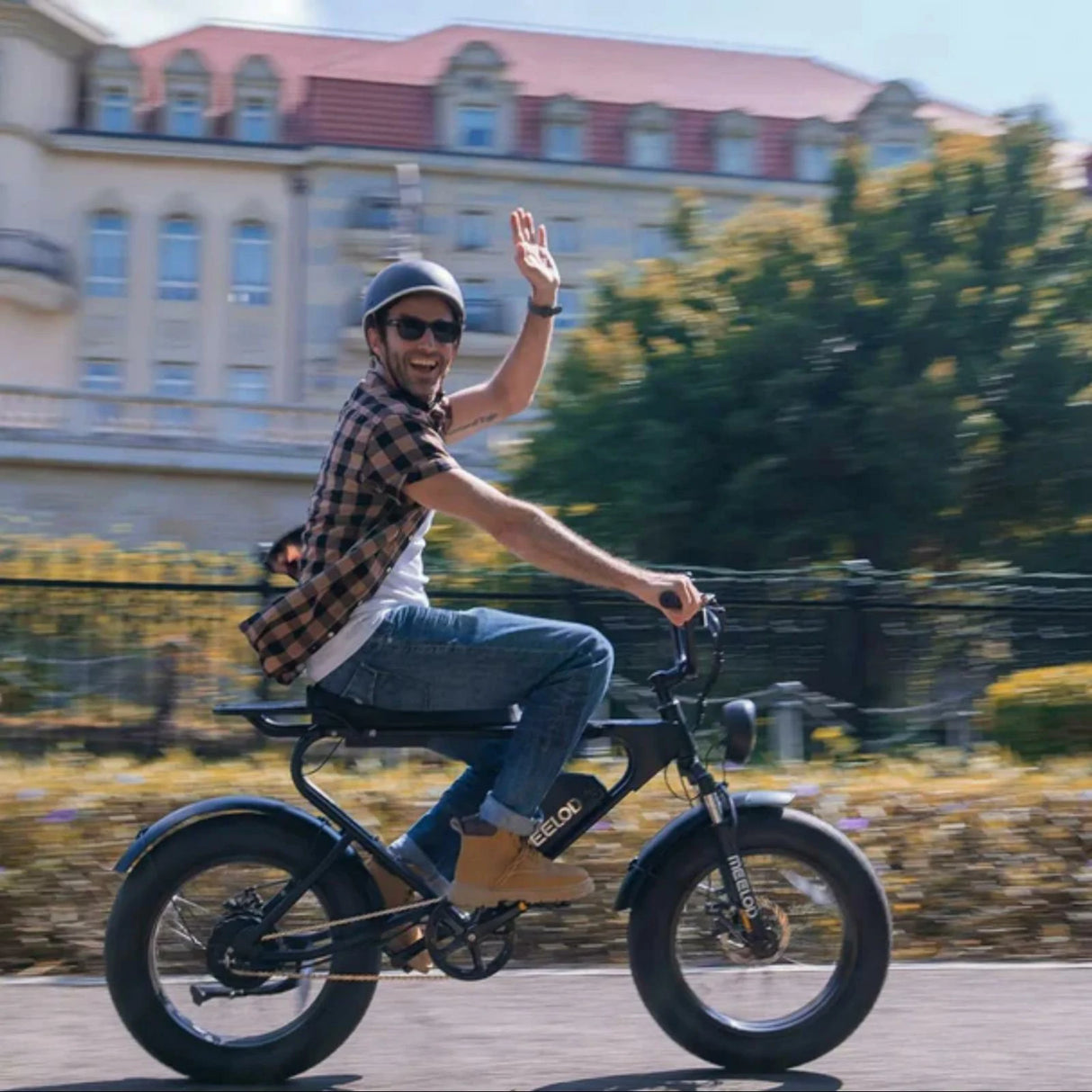 MEELOD DK200 20" Retro Moped Style Electric Bike 750W Motor 48V 13Ah BatteryㄗCA Version)