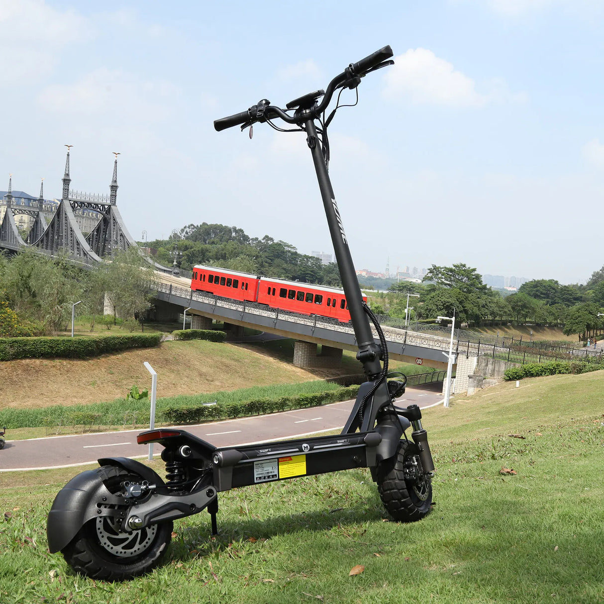 YUME Swift 10" Commuter Electric Scooter 1200W Motor 48V 22.5Ah Battery