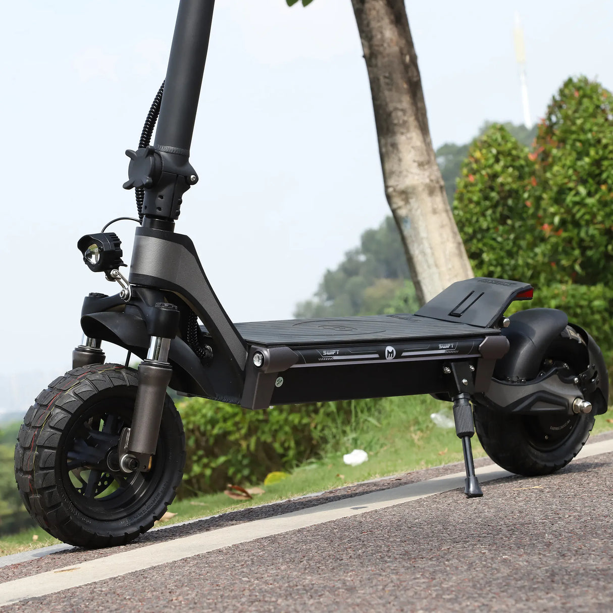 YUME Swift 10" Commuter Electric Scooter 1200W Motor 48V 22.5Ah Battery