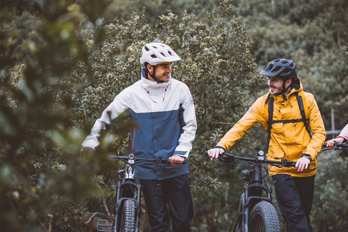 How to choose a helmet for riding an eBike & e-scooter?