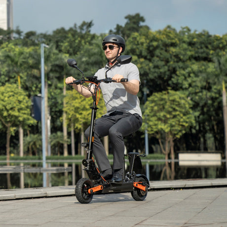 Seated E-Scooter